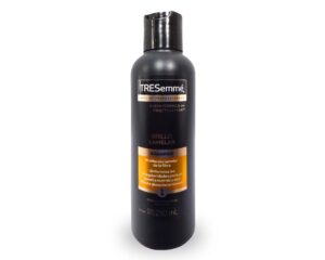 7791293049823 SHAMPOO TRESEMME BRILLO LAMELAR 250ml.
